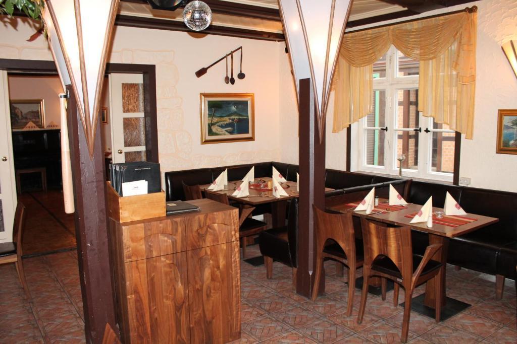 La Rustica Altstadthotel Вернигероде Экстерьер фото